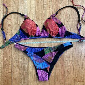 ViX Paula Hermanny Bikini